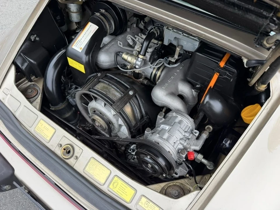 1986 Porsche 911 Carrera 3.2 - Image 19 of 23