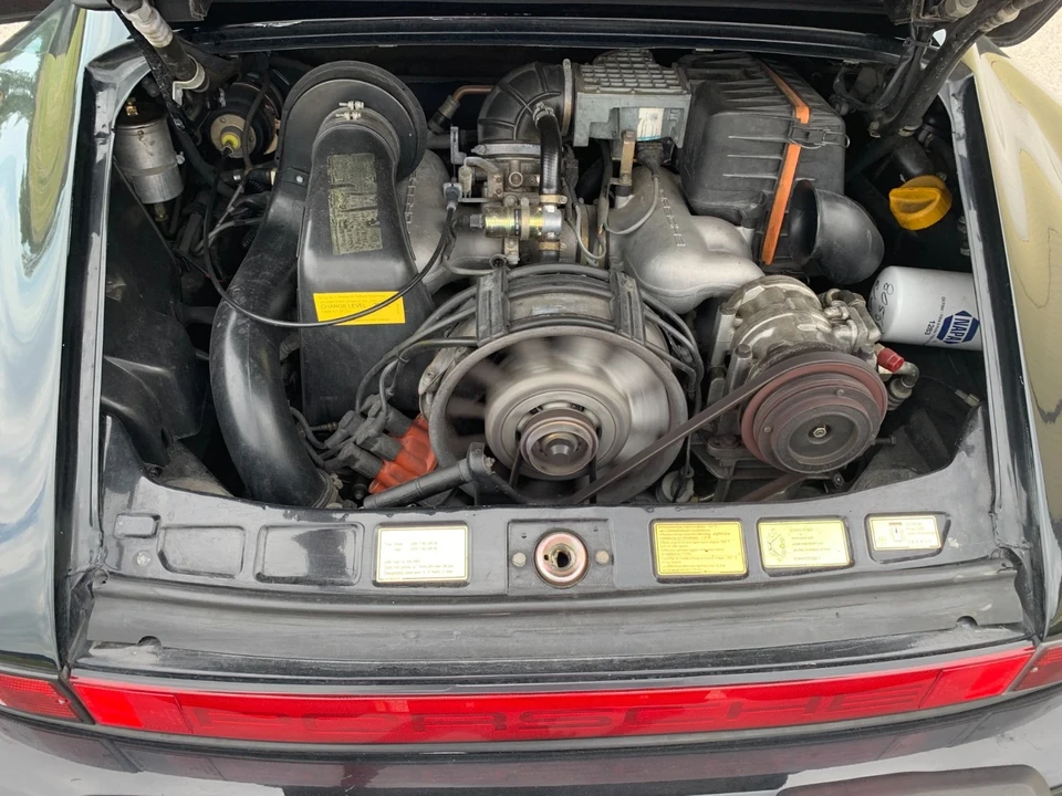1986 Porsche 911 Carrera 3.2 - Image 15 of 18