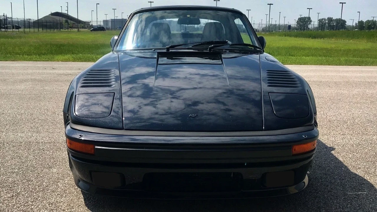 1986 Porsche 911 Carrera 3.2 - Image 2 of 18