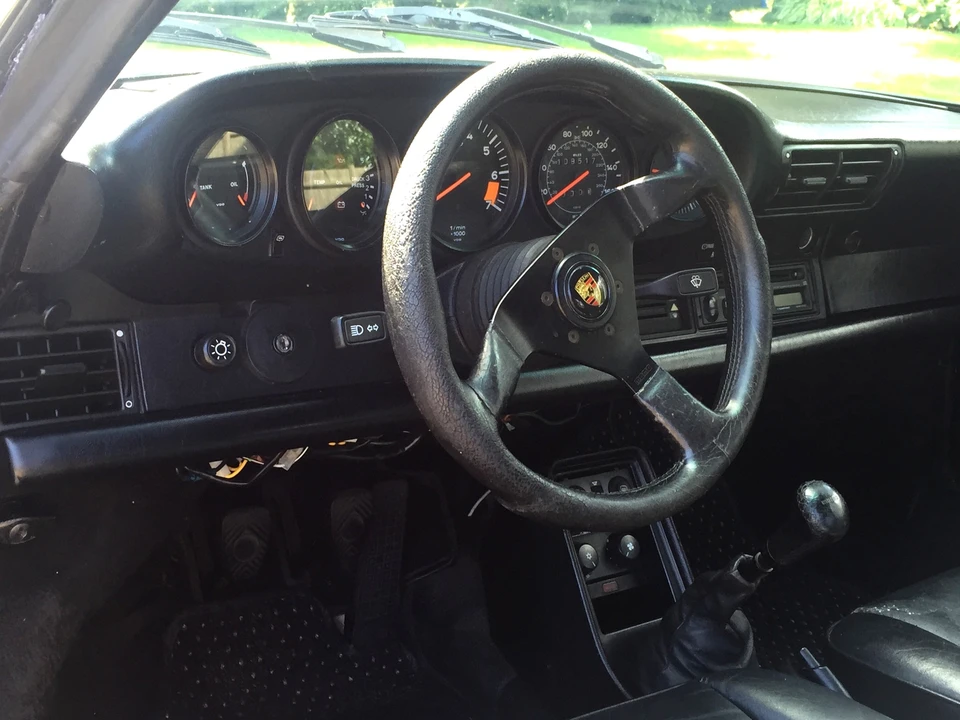 1986 Porsche 911 Carrera 3.2 - Image 27 of 31