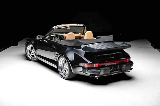 1986 Porsche 911 Carrera 2 Cabriolet