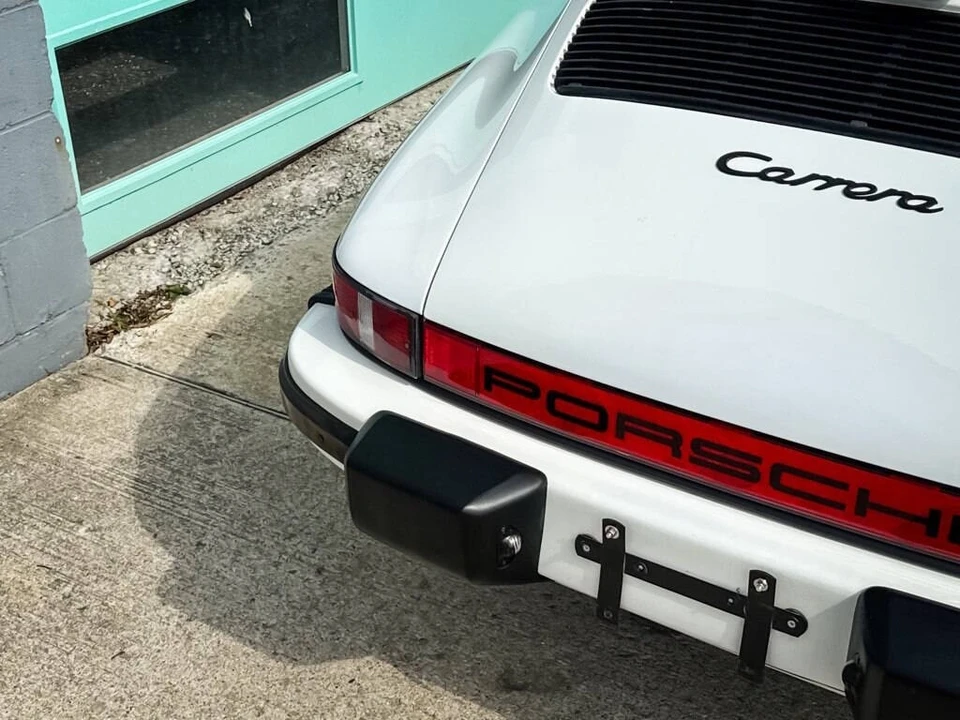 1986 Porsche 911 Carrera 3.2 - Image 16 of 21