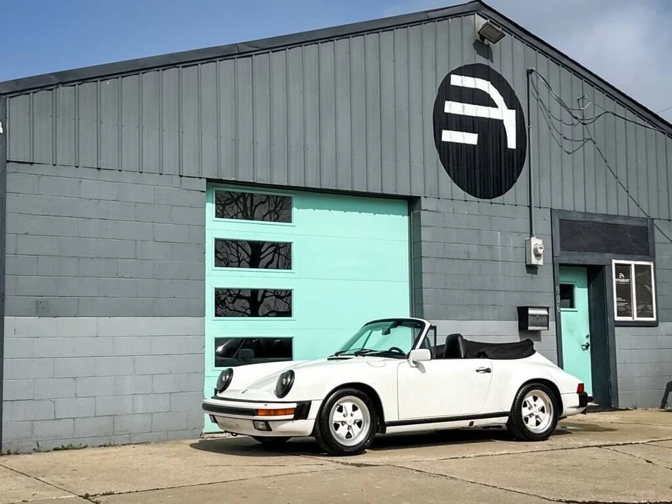 1986 Porsche 911 Carrera 3.2 - Image 2 of 21
