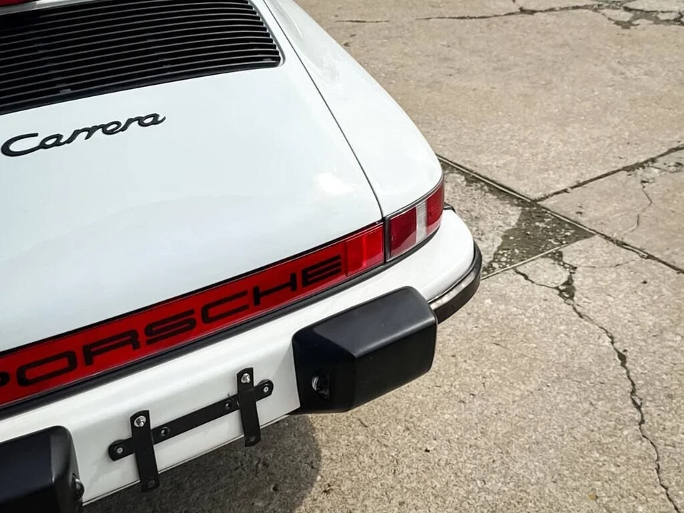 1986 Porsche 911 Carrera 3.2 - Image 17 of 21