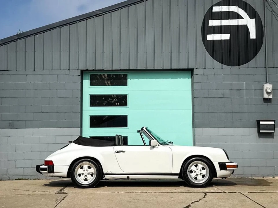 1986 Porsche 911 Carrera 3.2 - Image 12 of 21