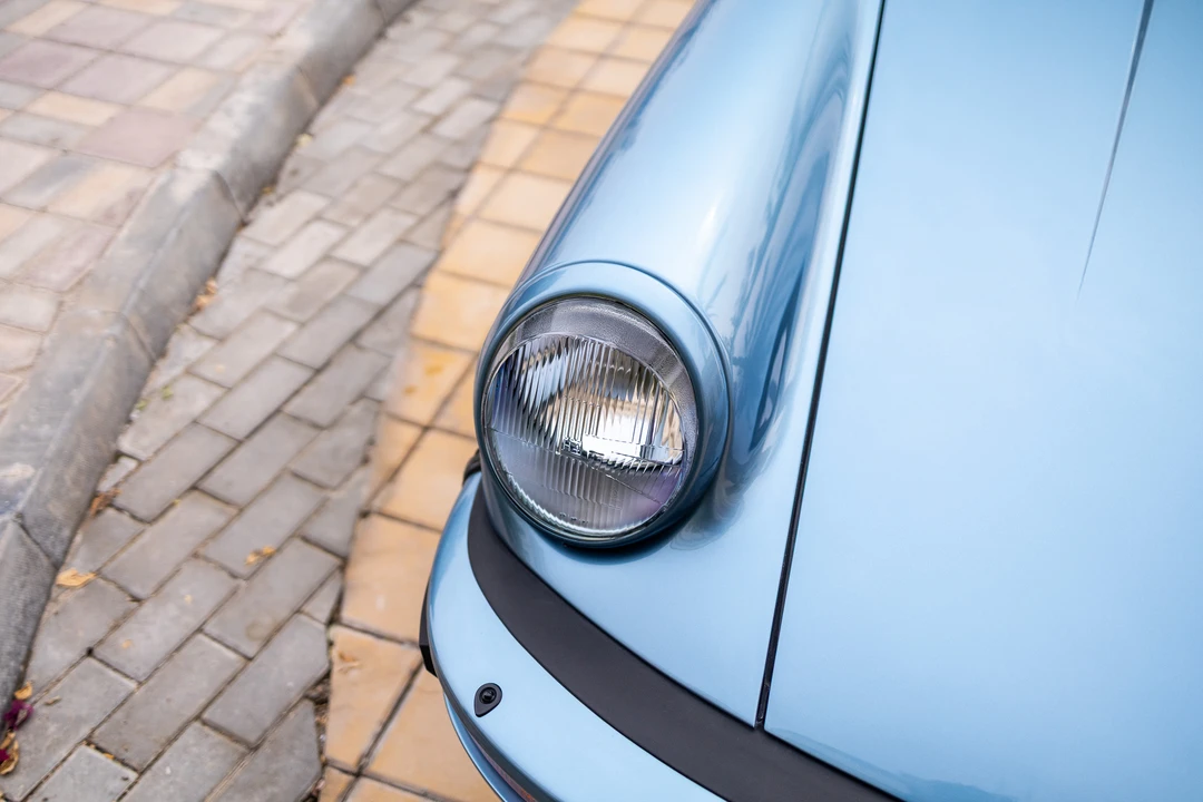 1986 Porsche 911 Carrera 3.2 - Image 10 of 31
