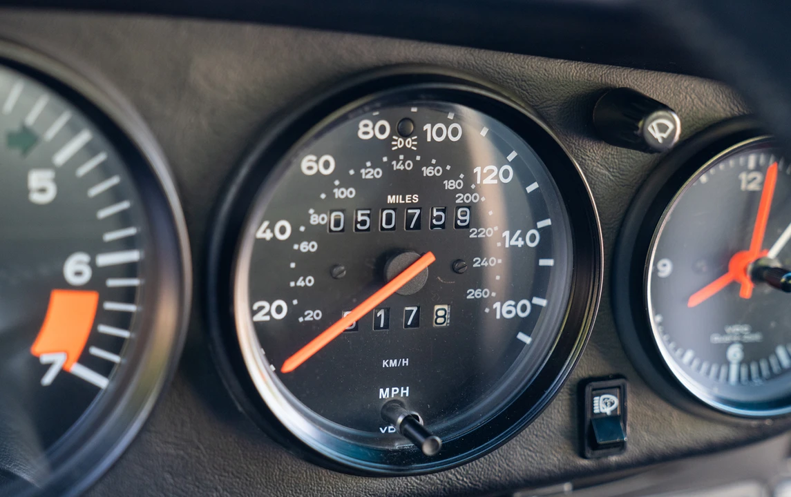 1986 Porsche 911 Carrera 3.2 - Image 16 of 31