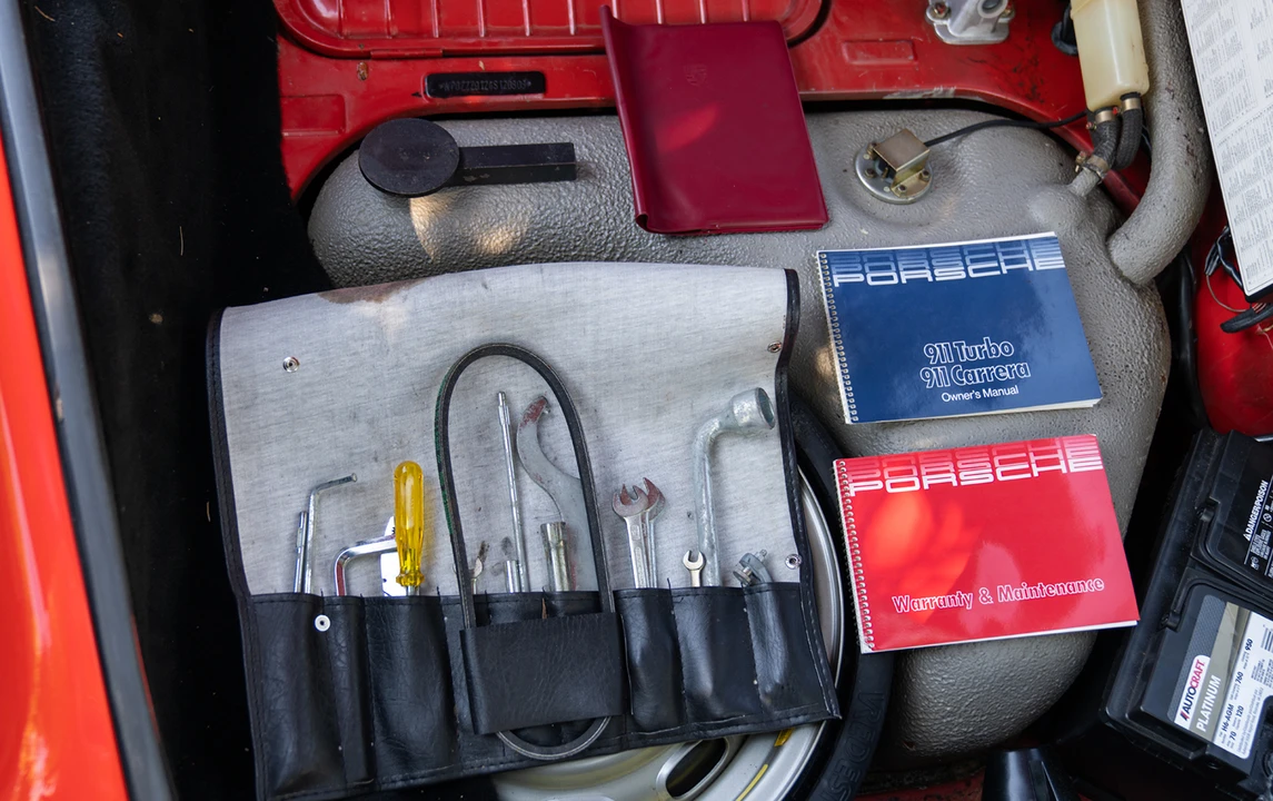 1986 Porsche 911 Carrera 3.2 - Image 31 of 31