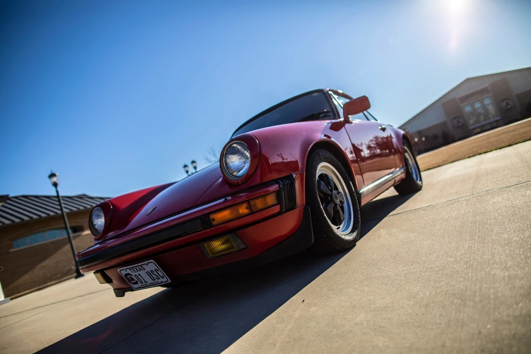 1986 Porsche 911 Carrera 3.2 - Image 5 of 31