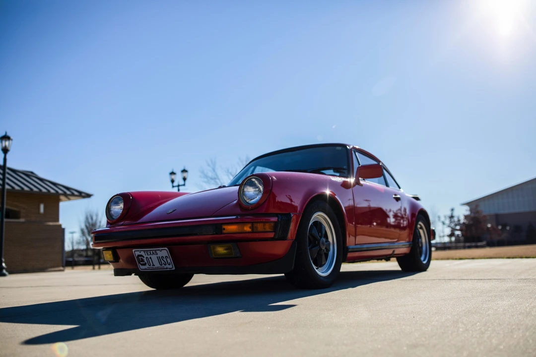 1986 Porsche 911 Carrera 3.2 - Image 3 of 31