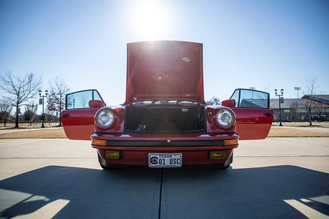 1986 Porsche 911 Carrera 3.2 - Image 22 of 31