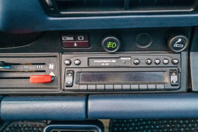 1986 Porsche 911 Carrera 3.2 - Image 30 of 31