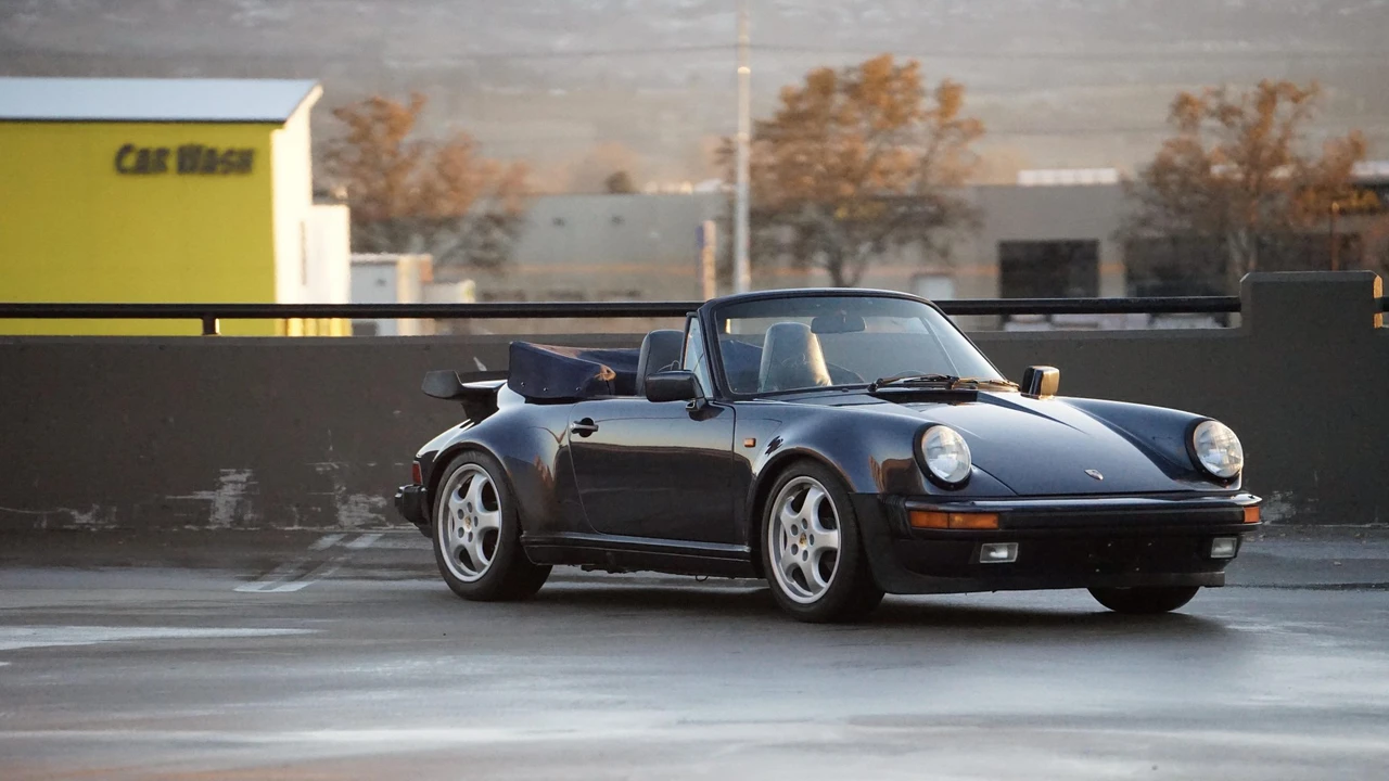 1986 Porsche 911 Carrera 3.2 - Image 25 of 31
