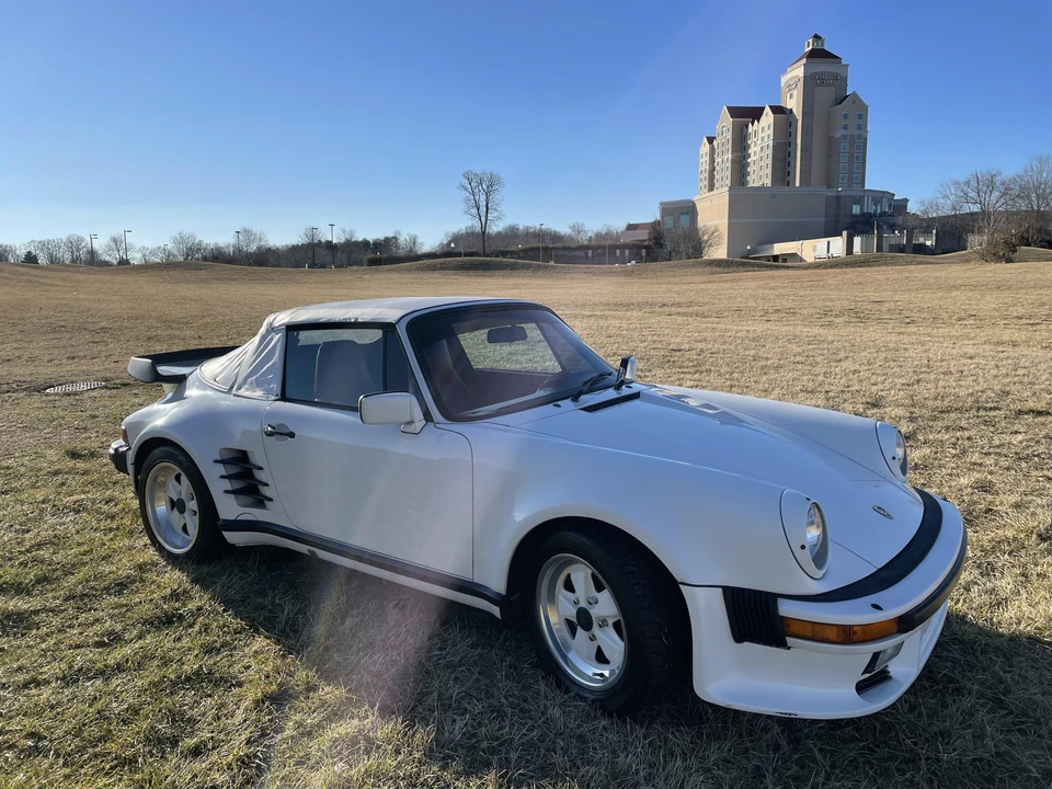 1986 Porsche 911 Carrera 3.2 - Image 6 of 31
