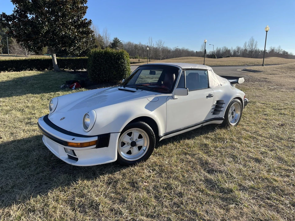 1986 Porsche 911 Carrera 3.2 - Image 26 of 31