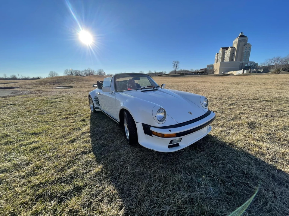 1986 Porsche 911 Carrera 3.2 - Image 5 of 31