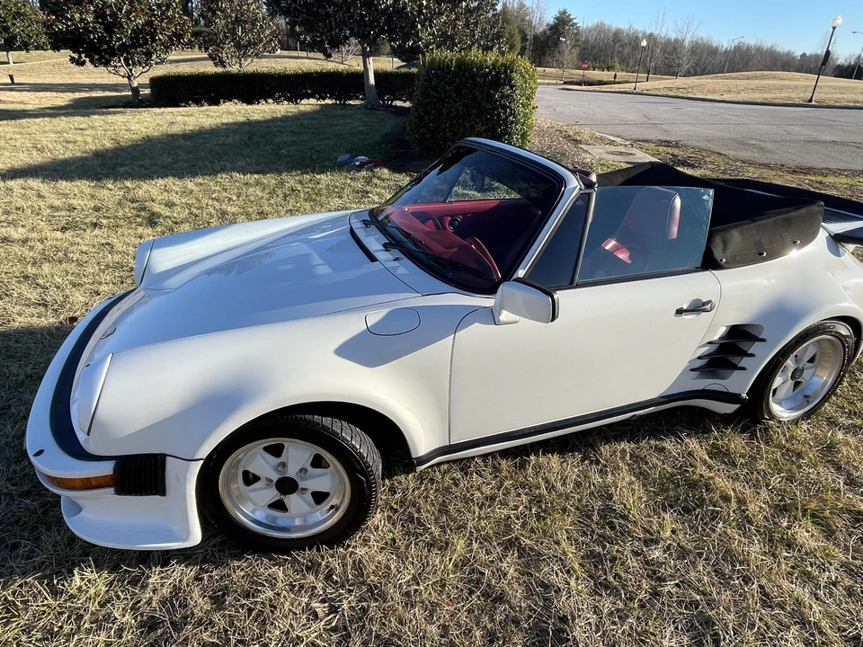 1986 Porsche 911 Carrera 3.2 - Image 23 of 31