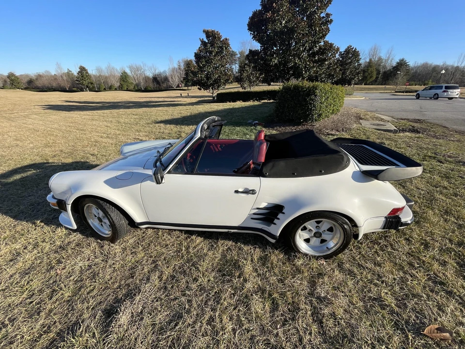 1986 Porsche 911 Carrera 3.2 - Image 21 of 31