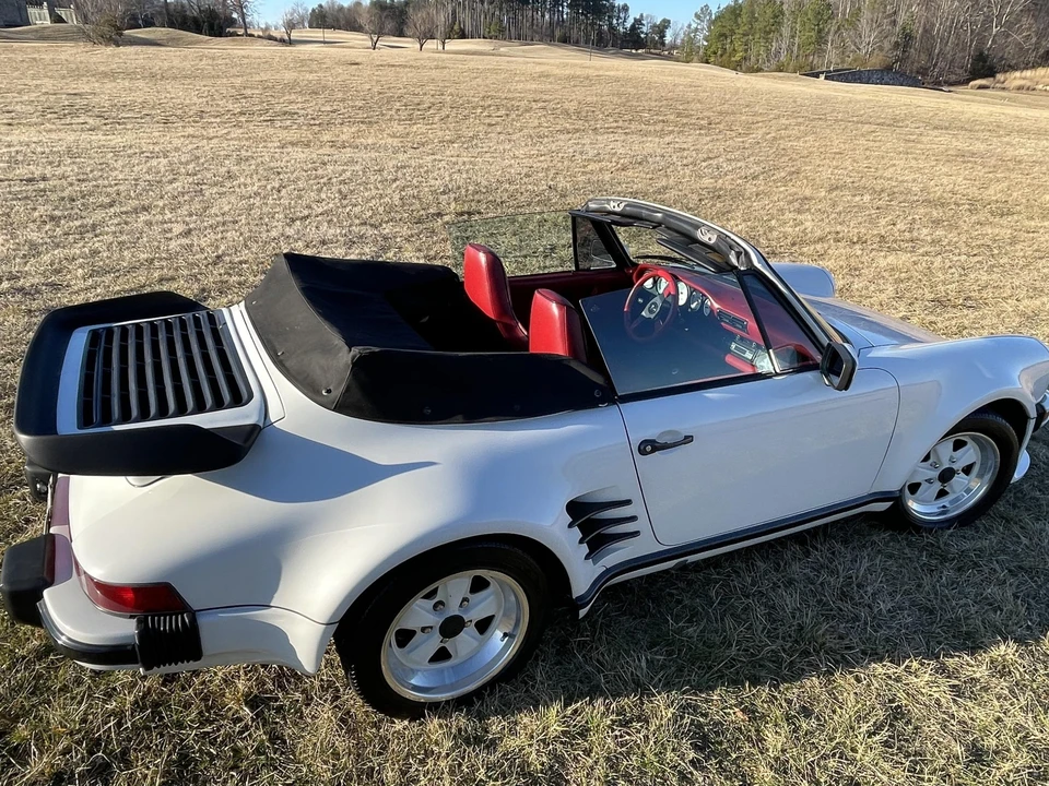 1986 Porsche 911 Carrera 3.2 - Image 13 of 31