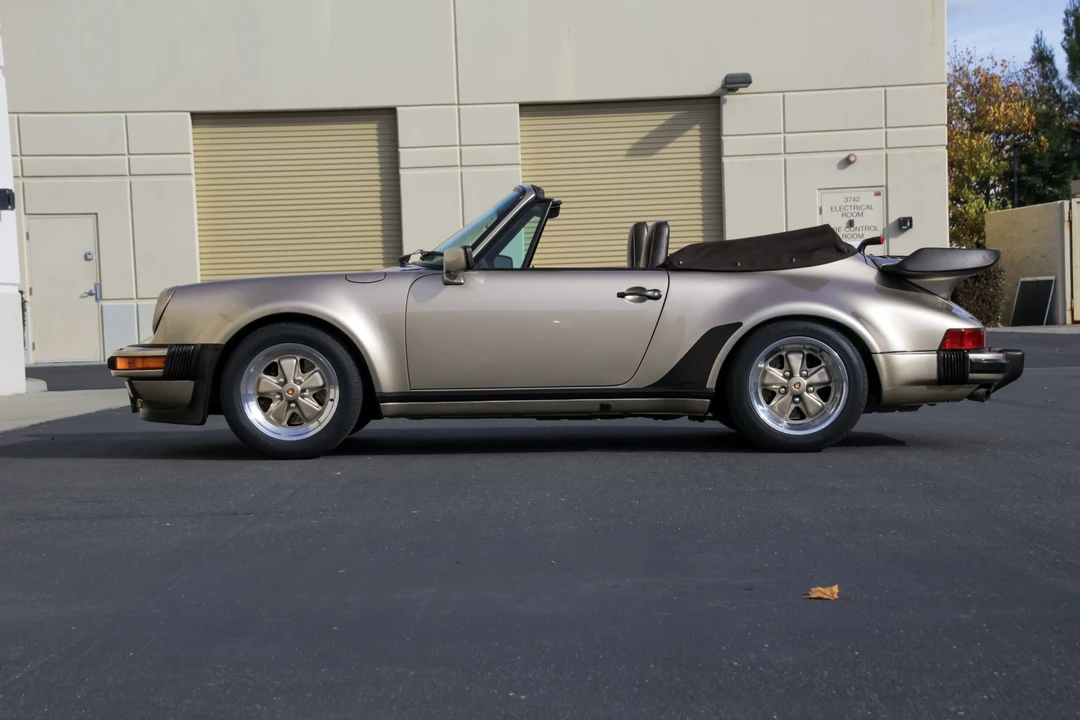1986 Porsche 911 Carrera 3.2 - Image 5 of 31