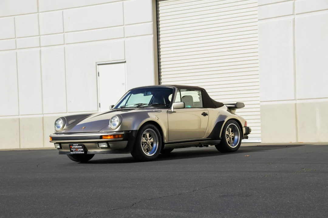 1986 Porsche 911 Carrera 3.2 - Image 12 of 31