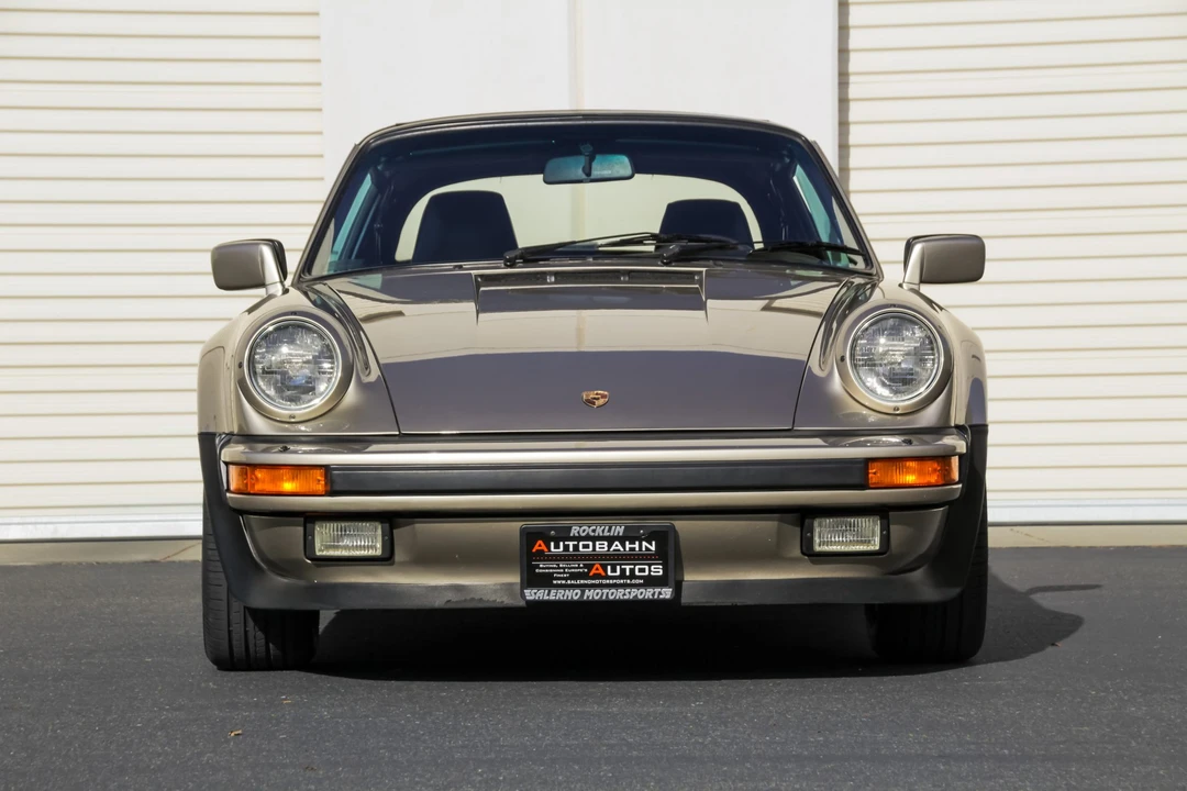 1986 Porsche 911 Carrera 3.2 - Image 11 of 31
