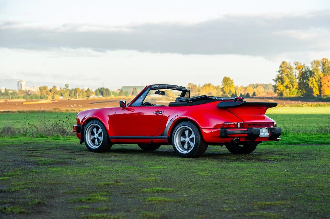 1986 Porsche 911 Carrera 3.2 - Image 9 of 31