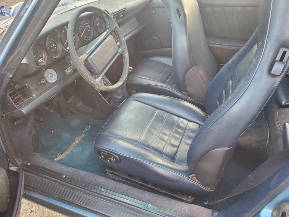 1986 Porsche 911 Carrera 3.2 - Image 16 of 31