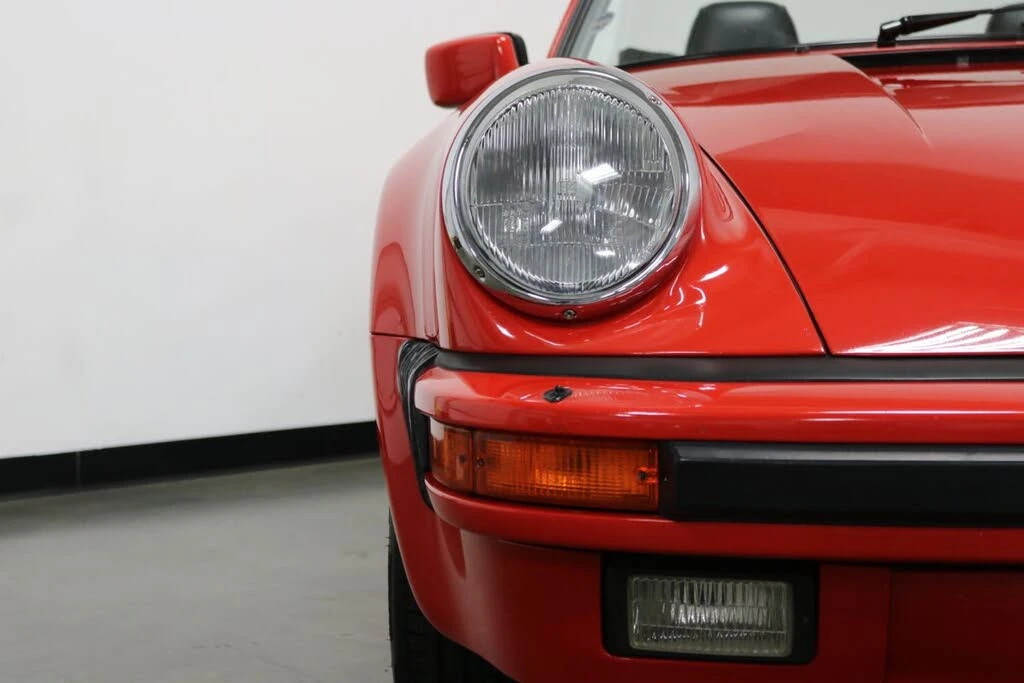 1986 Porsche 911 Carrera 3.2 - Image 7 of 31