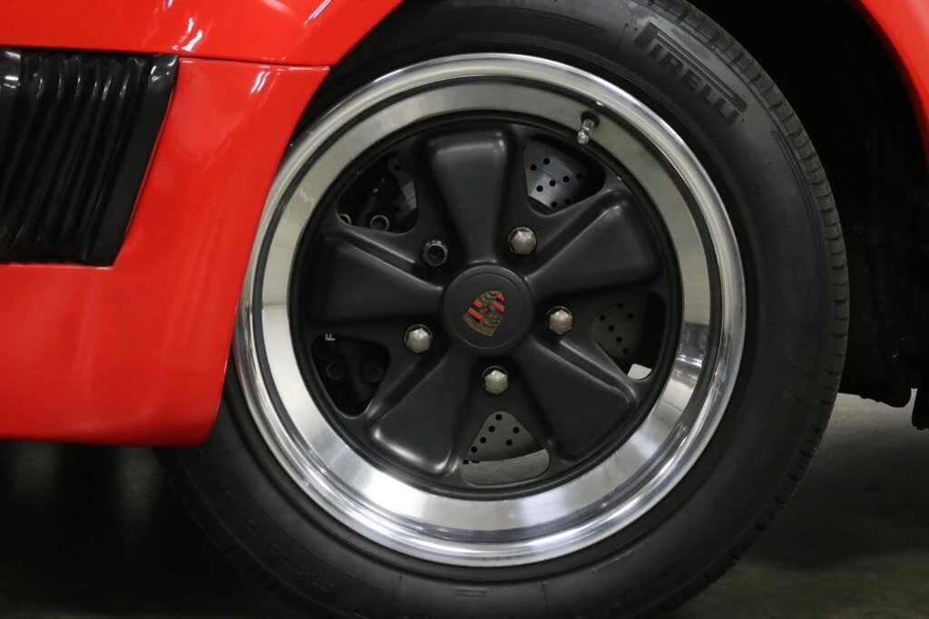 1986 Porsche 911 Carrera 3.2 - Image 16 of 31