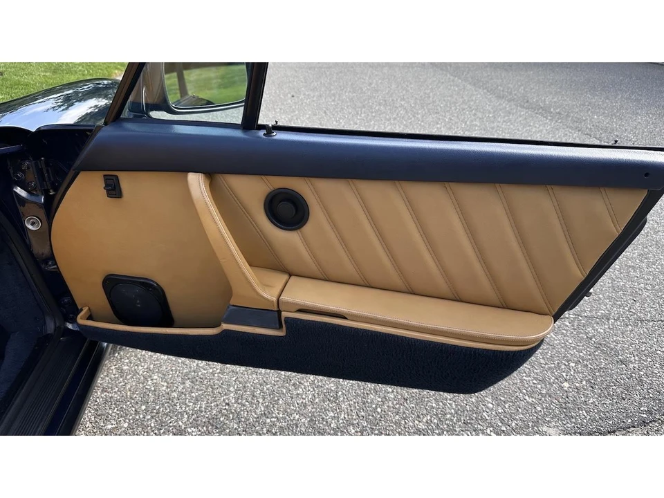 1986 Porsche 911 Carrera 3.2 - Image 24 of 31