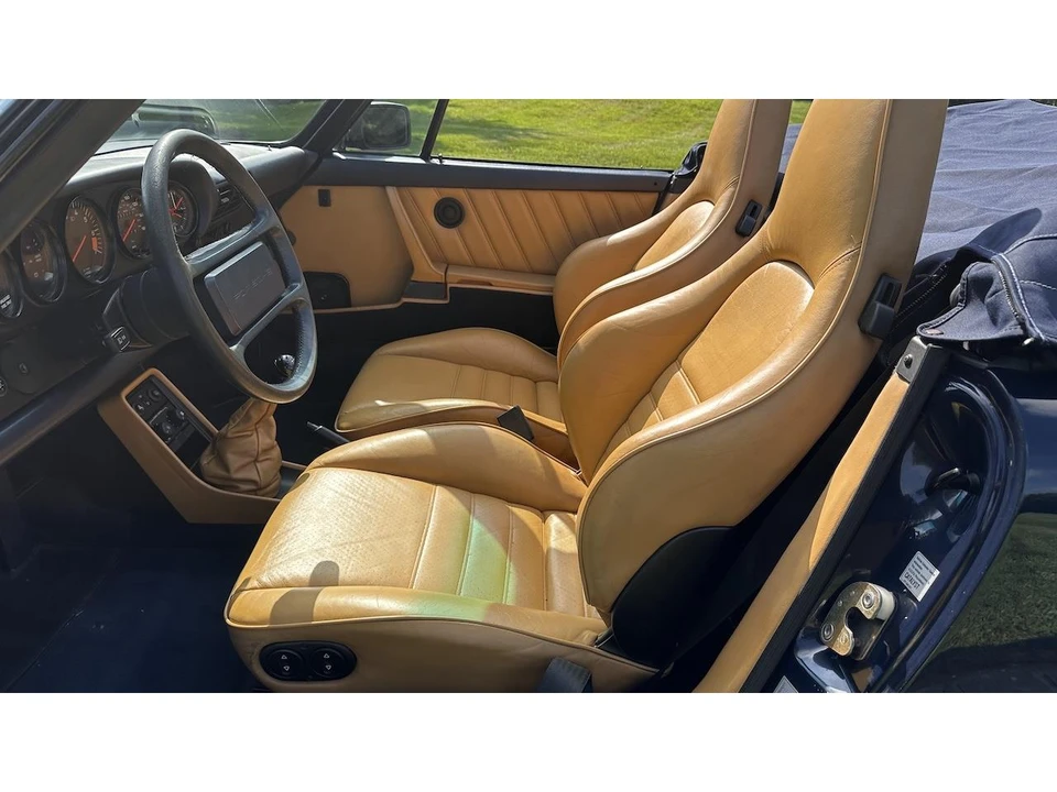 1986 Porsche 911 Carrera 3.2 - Image 25 of 31