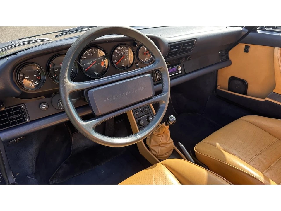 1986 Porsche 911 Carrera 3.2 - Image 29 of 31