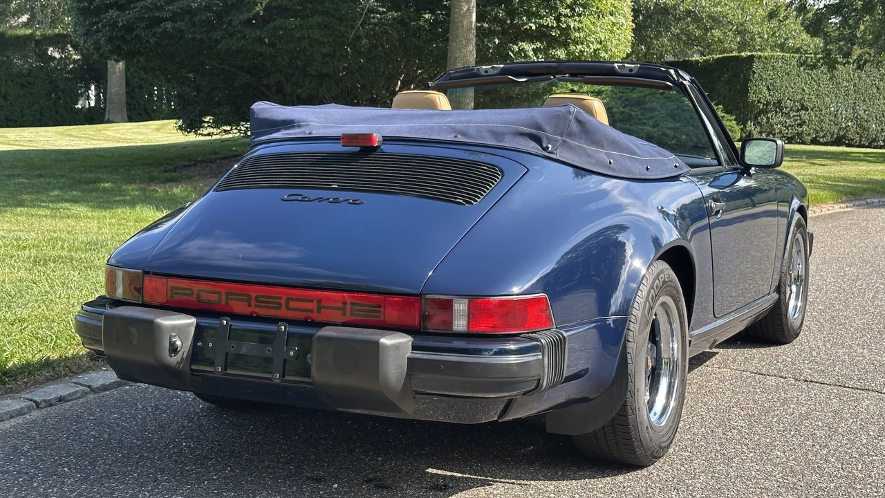 1986 Porsche 911 Carrera 3.2 - Image 9 of 31
