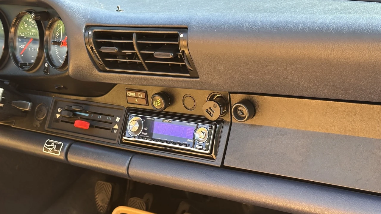 1986 Porsche 911 Carrera 3.2 - Image 22 of 31