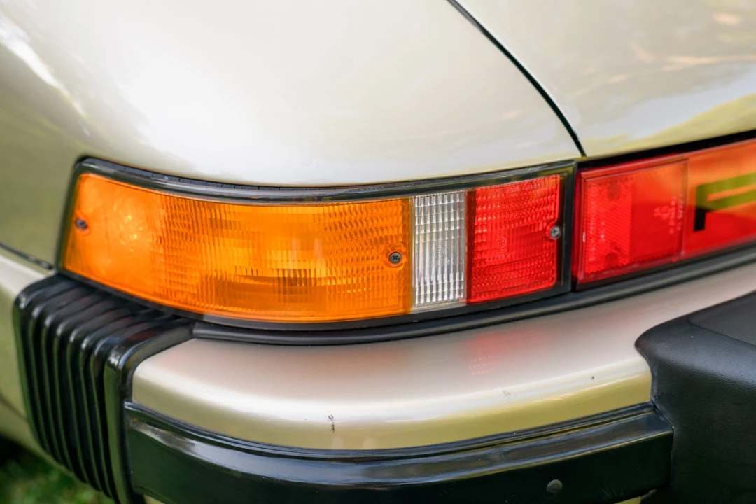 1986 Porsche 911 Carrera 3.2 - Image 30 of 31