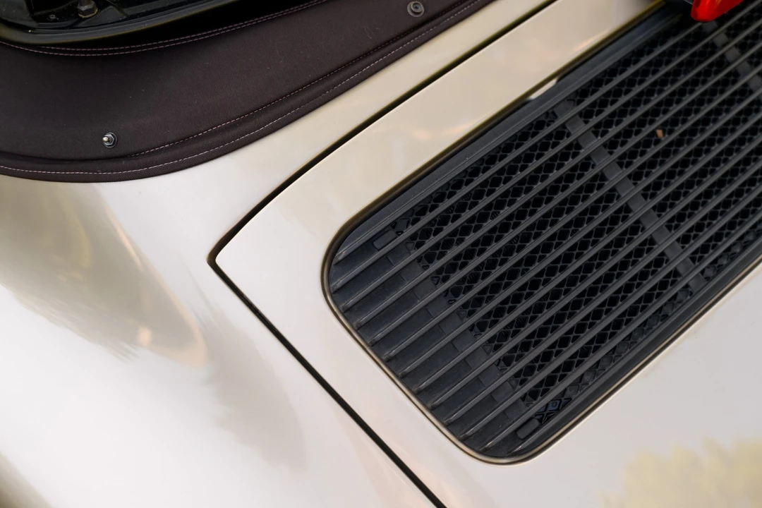 1986 Porsche 911 Carrera 3.2 - Image 29 of 31
