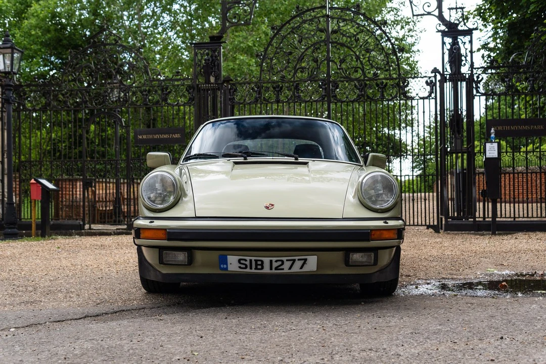 1986 Porsche 911 Carrera 3.2 - Image 9 of 30