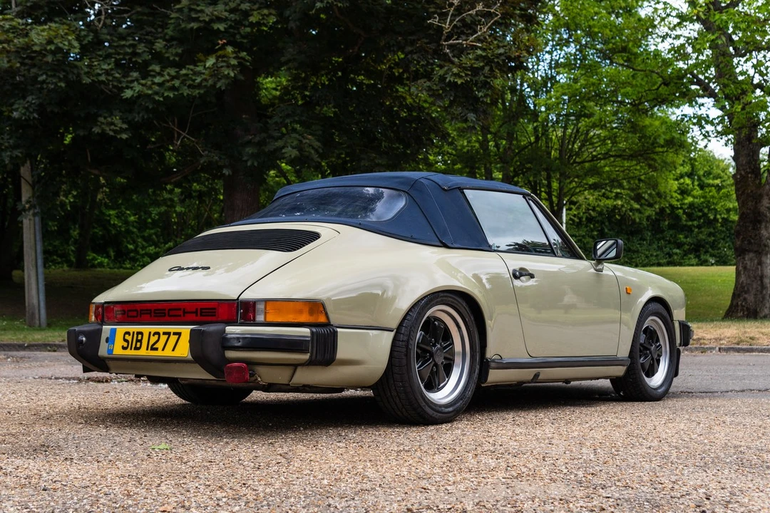 1986 Porsche 911 Carrera 3.2 - Image 11 of 30