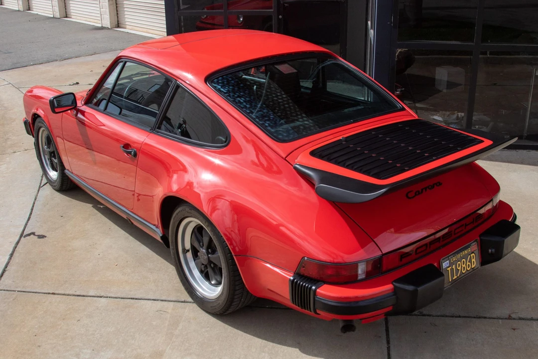 1986 Porsche 911 Carrera 3.2 - Image 6 of 31