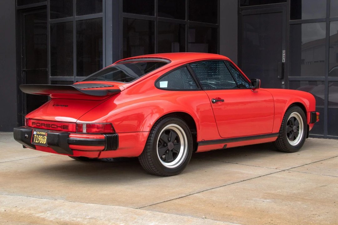 1986 Porsche 911 Carrera 3.2 - Image 10 of 31