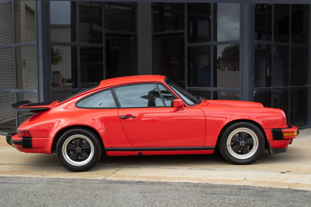 1986 Porsche 911 Carrera 3.2 - Image 12 of 31