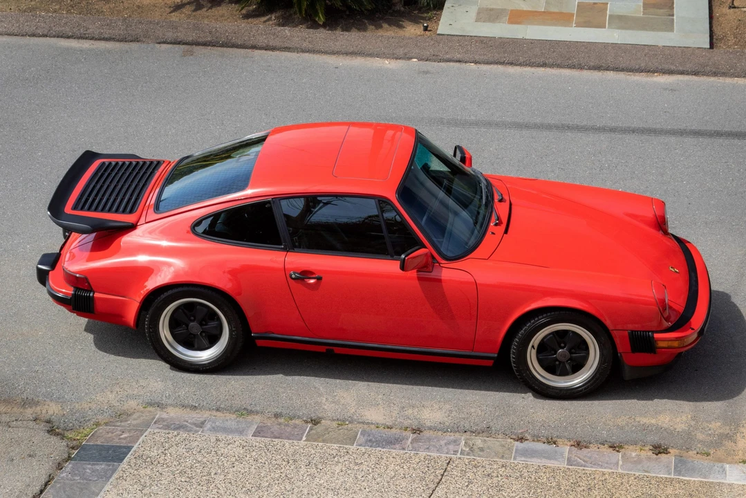 1986 Porsche 911 Carrera 3.2 - Image 13 of 31
