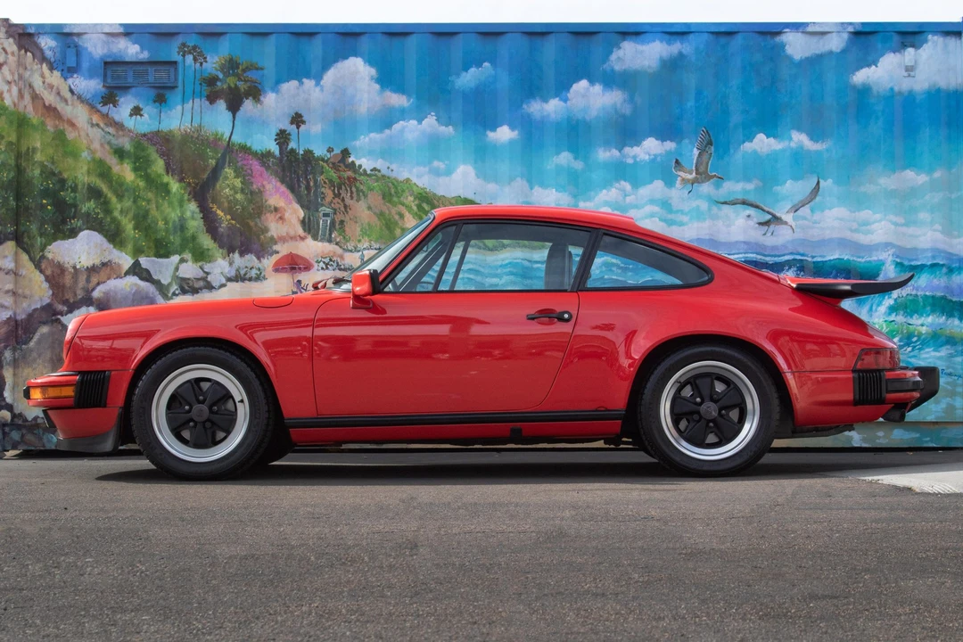 1986 Porsche 911 Carrera 3.2 - Image 14 of 31