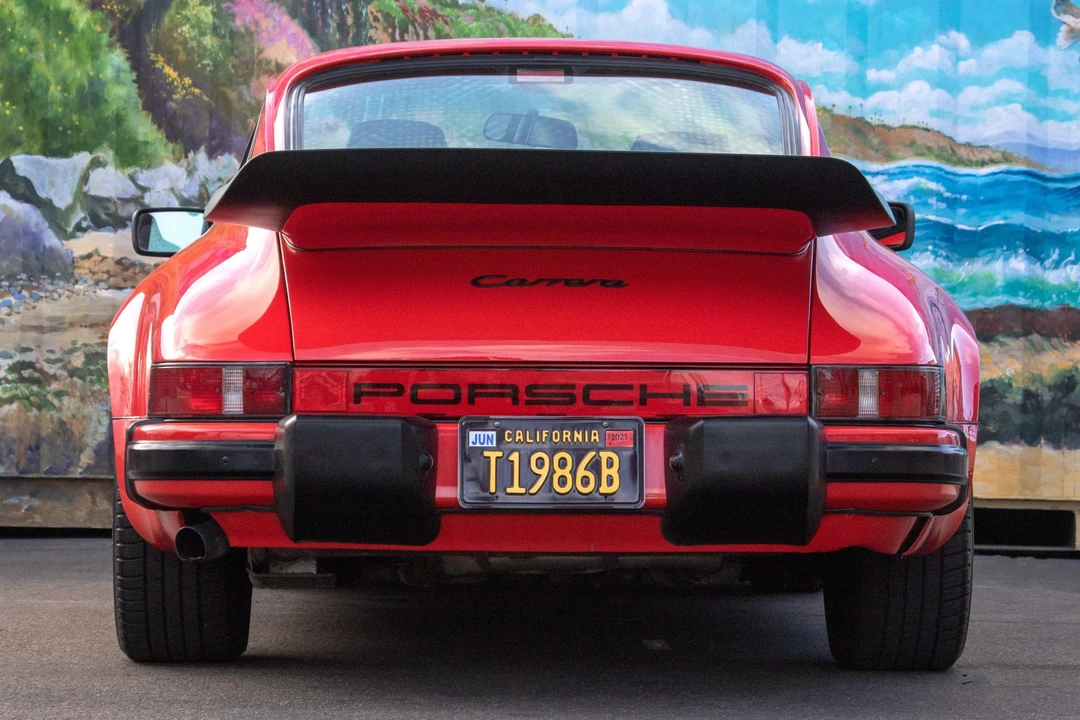 1986 Porsche 911 Carrera 3.2 - Image 17 of 31