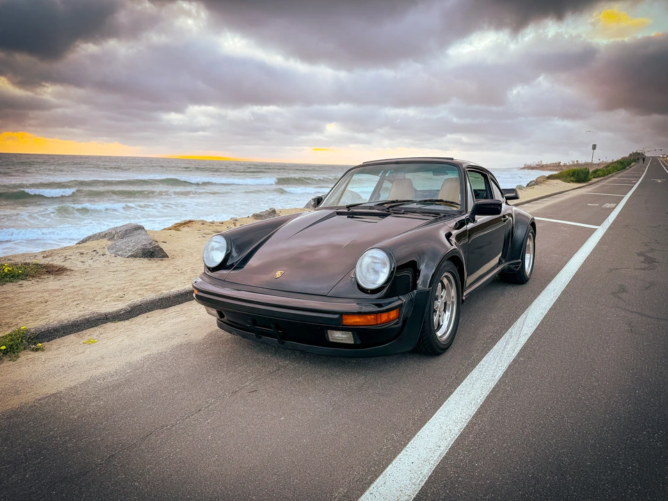 1986 Porsche 911 Carrera 3.2 - Image 7 of 31