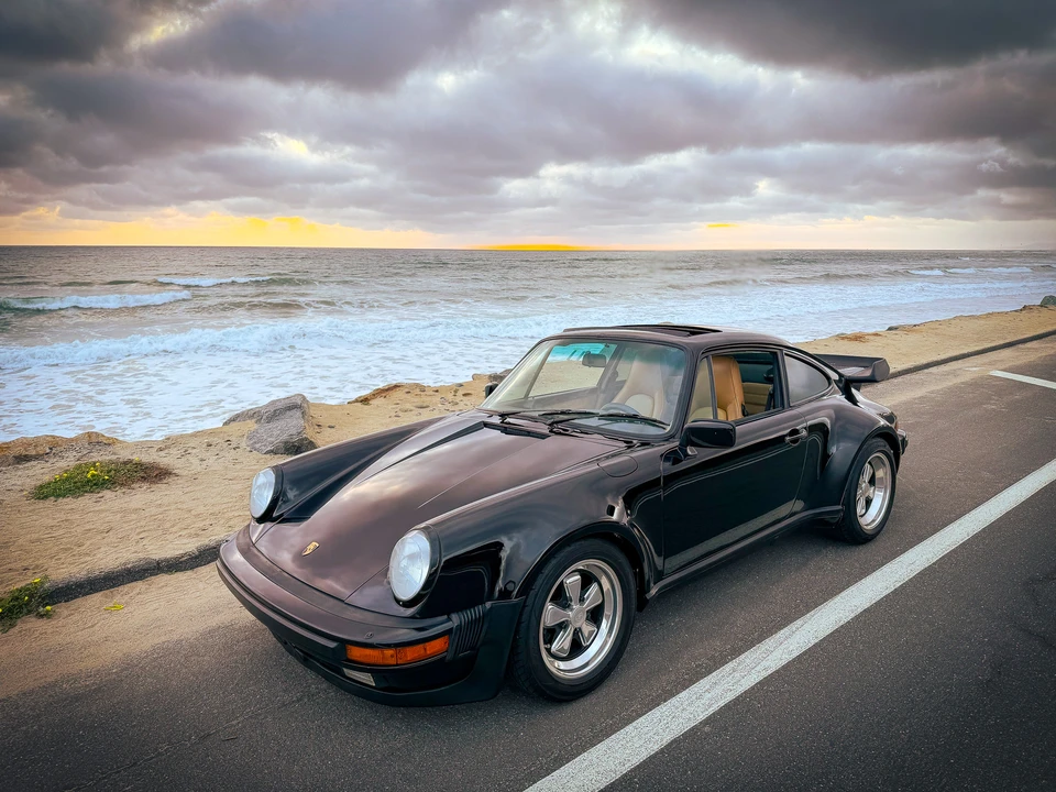 1986 Porsche 911 Carrera 3.2 - Image 5 of 31