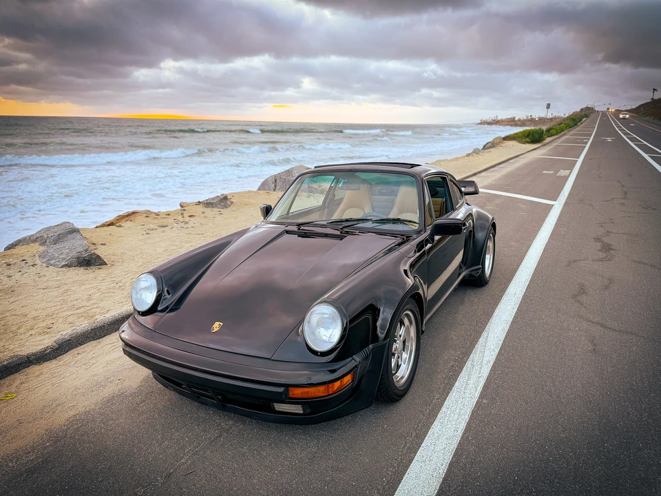 1986 Porsche 911 Carrera 3.2 - Image 9 of 31