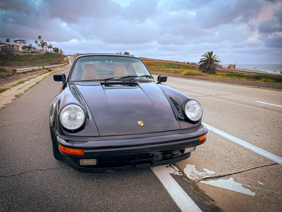1986 Porsche 911 Carrera 3.2 - Image 17 of 31