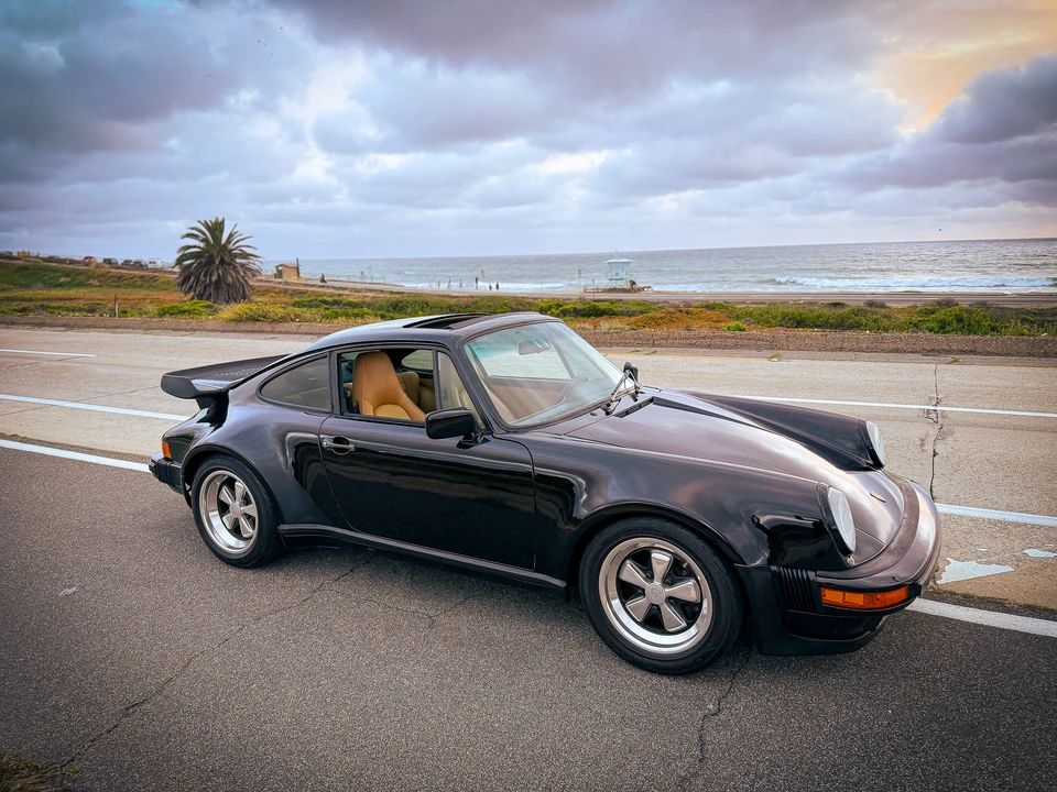 1986 Porsche 911 Carrera 3.2 - Image 26 of 31